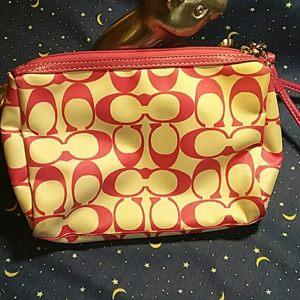 Coach Signature Clutch - Picture 2 of 7